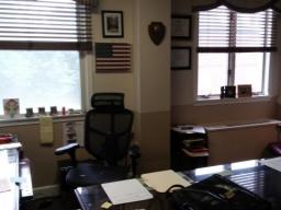 2 Window Office