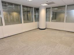Sr. Partner - Corner