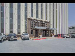 DEN Entrance-2