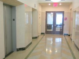 Entrance off elevator