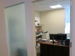 Glass sidelights