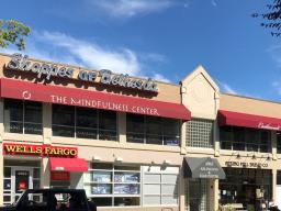 Dowtown Bethesda.  Soul Cycle, Equinox, Apple, and more..