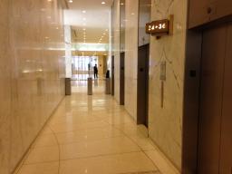 Lobby elevator vestibule