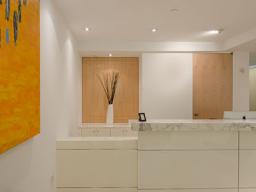 $910 / MONTH â€“ 1 INTERIOR ATTORNEYâ€™S OFFICE IN A LUXURY SERVICED SUITE â€“ FULL NYC AMENITY PACKAGE