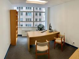 Beautiful Windowed Offices in Prestigious Office Building 