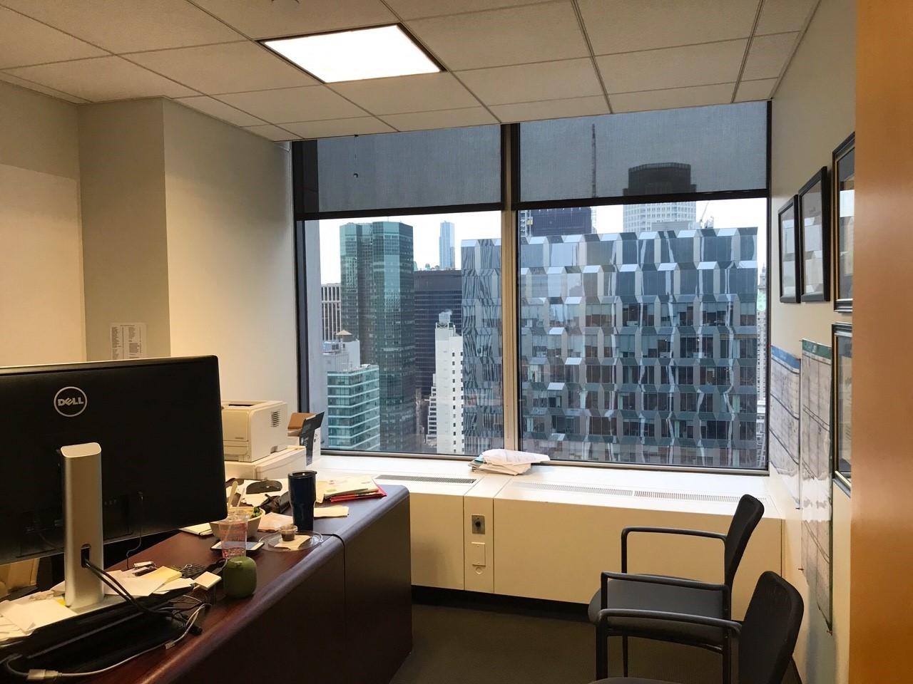 Sr. Associate office