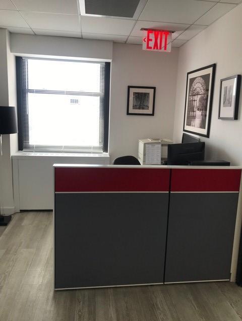 Cube with window