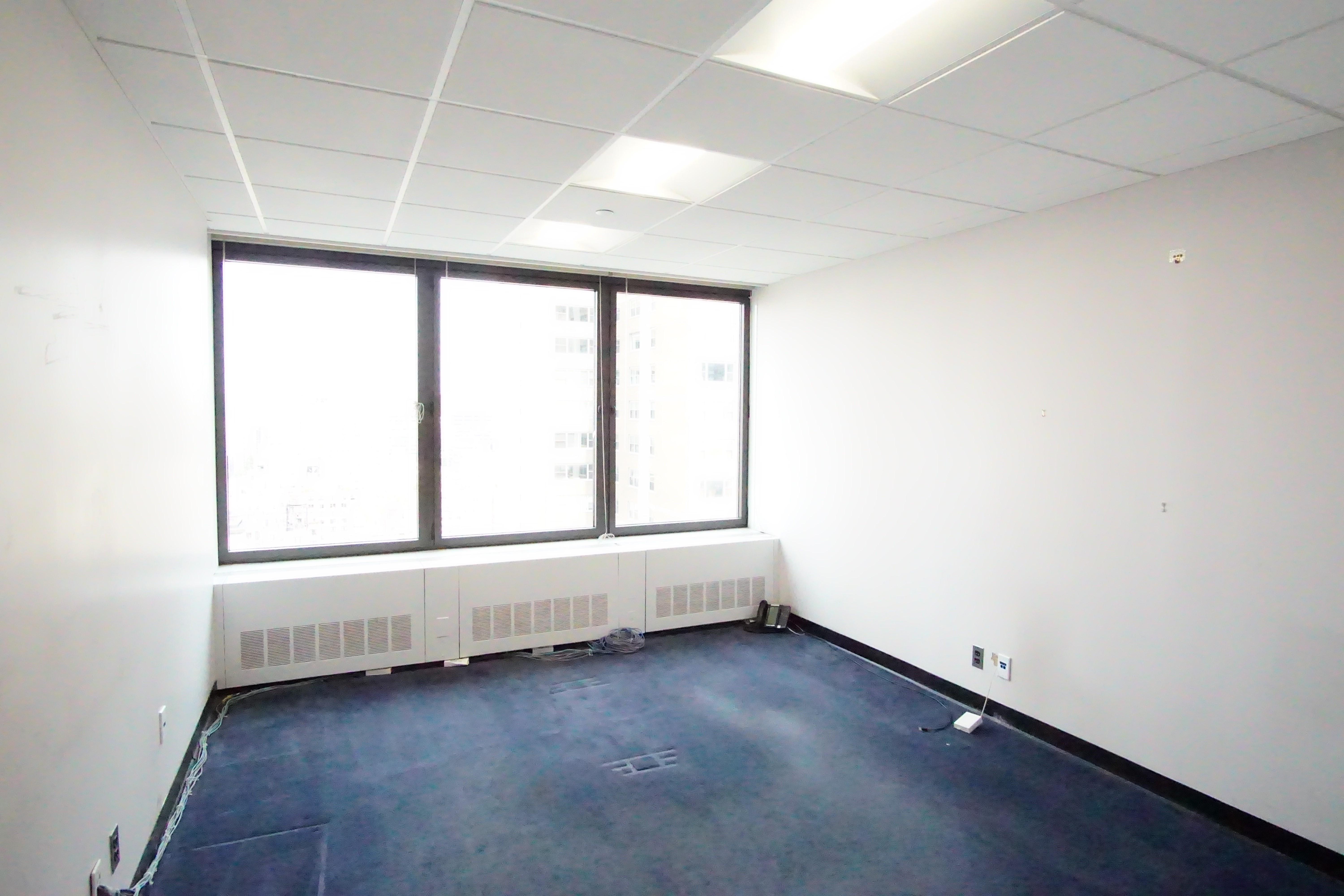 3-Window Office