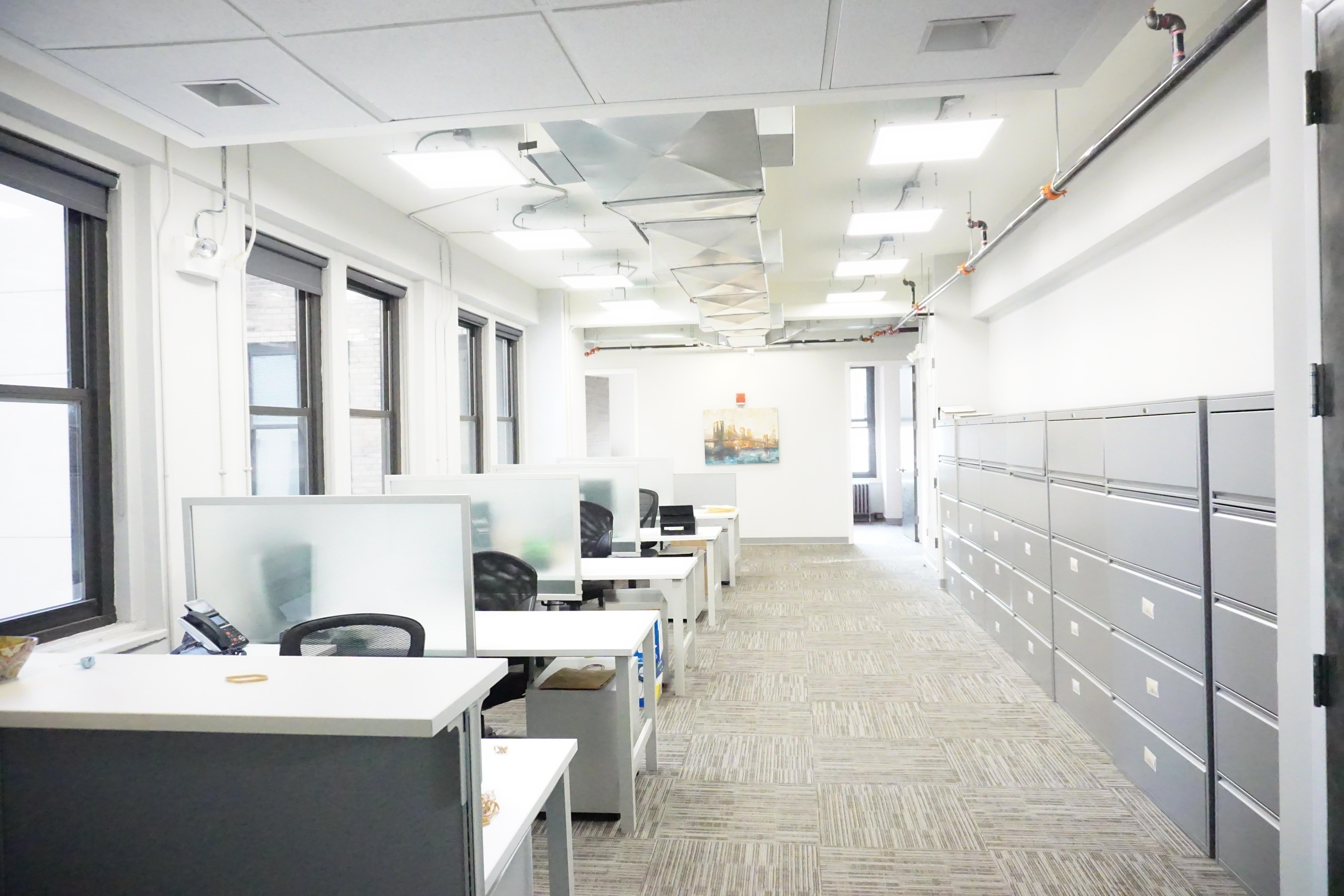Office sublet at 271 Madison Avenue, New York, NY