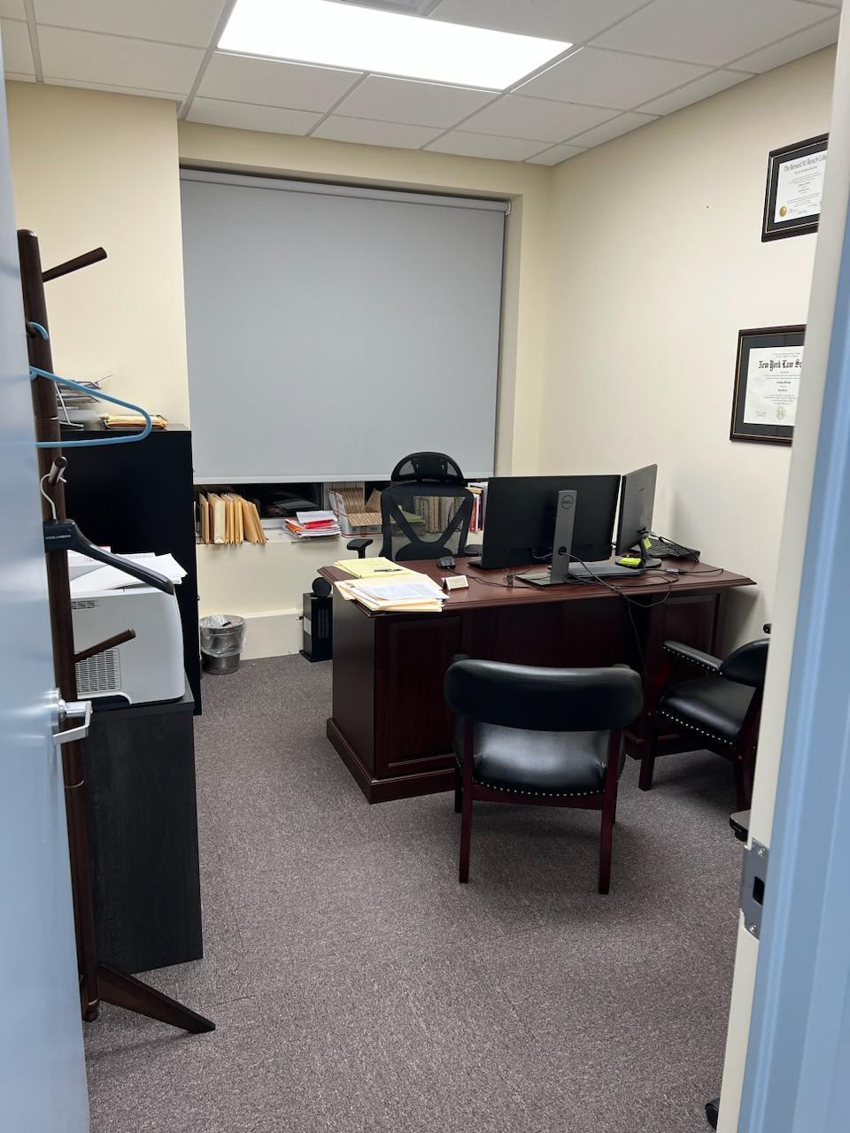 Second windowed office
