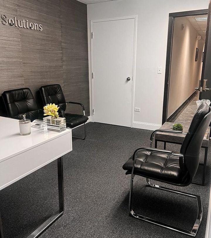 Office 1 - Front desk