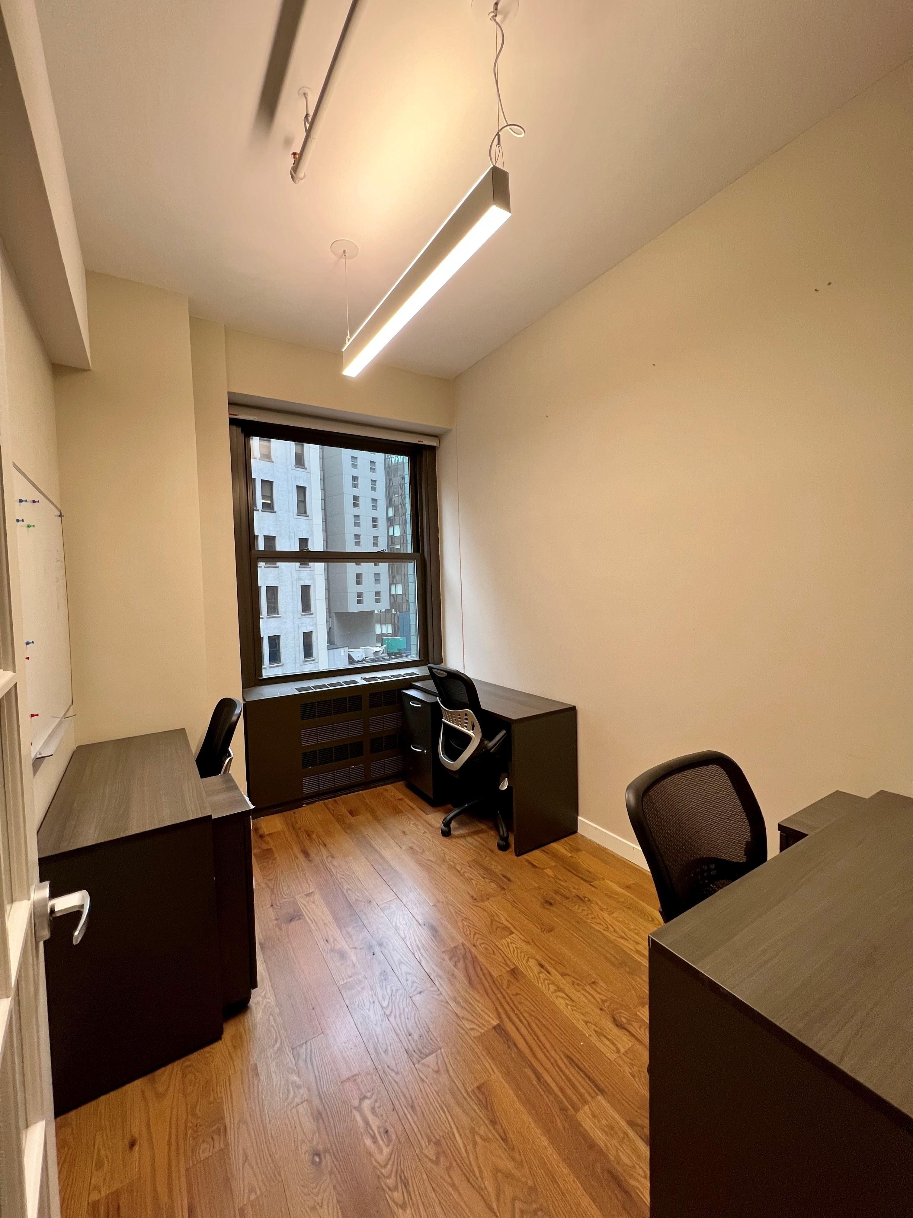 Office 1011
