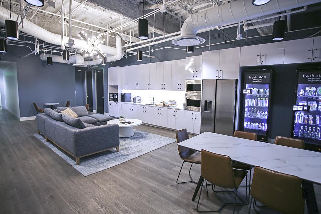 Kitchen / Lunch Room