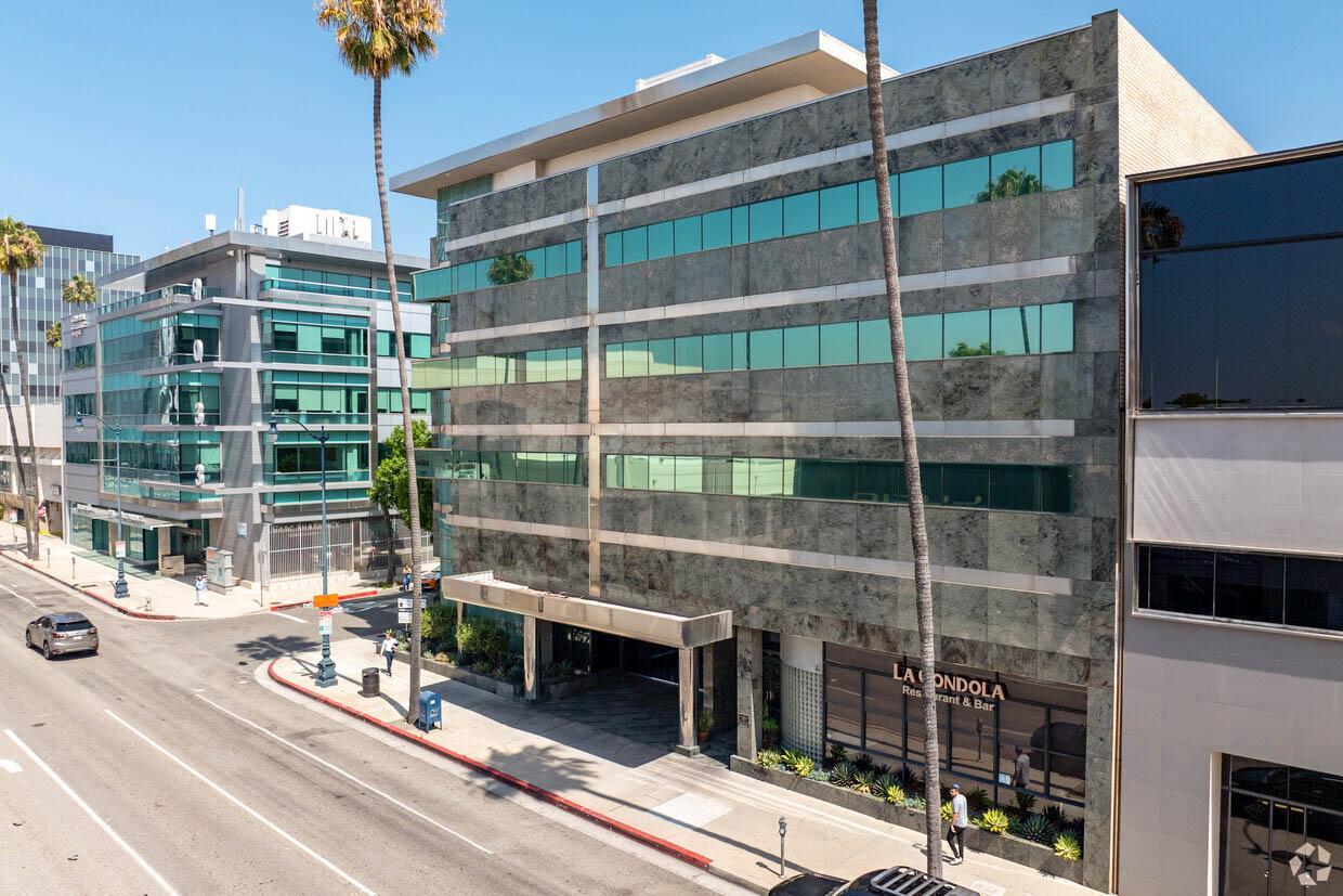 Office sublet at 9025 Wilshire Blvd, Beverly Hills, CA