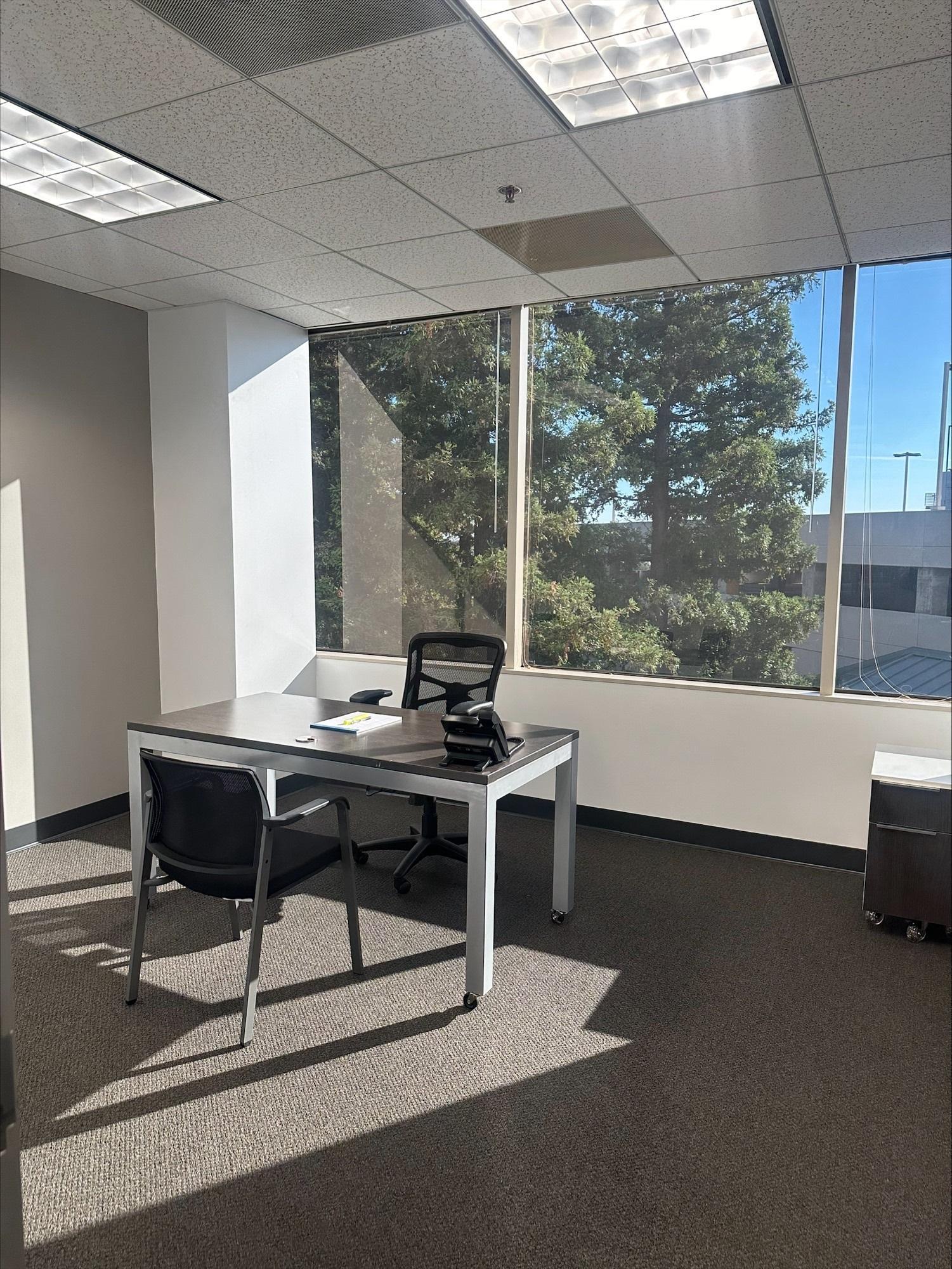 400 Corporate Pointe windowed office