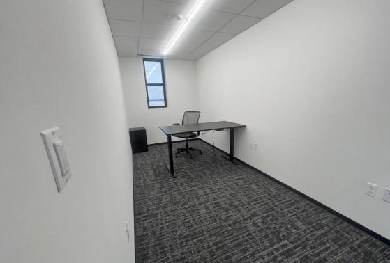Room 207 - associate office