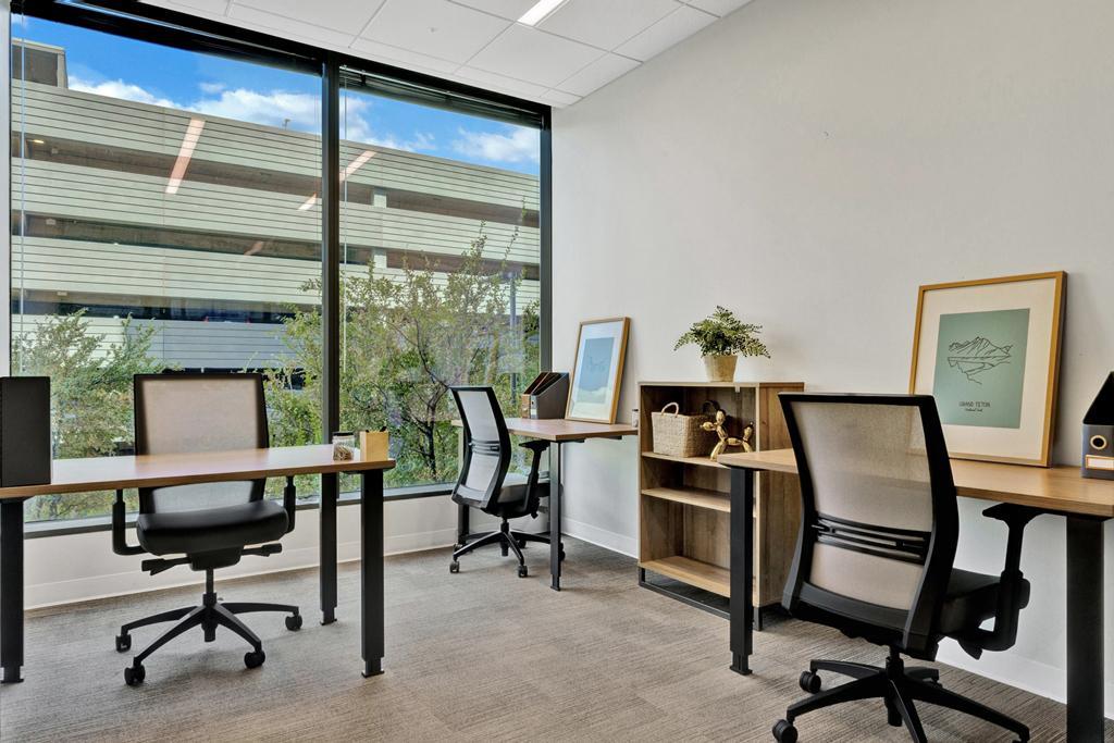 Office sublet at 3201 Dallas Parkway, Frisco, TX